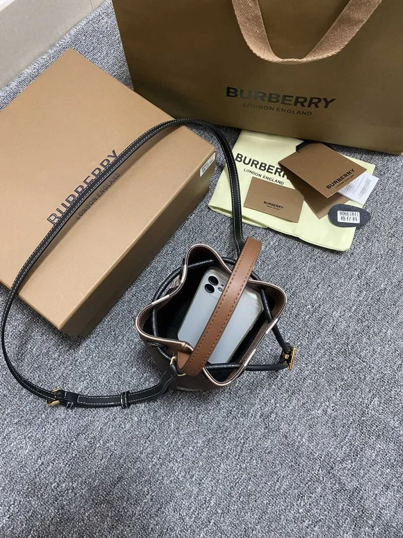 ComfortFit Burberry Bucket Bags 38152