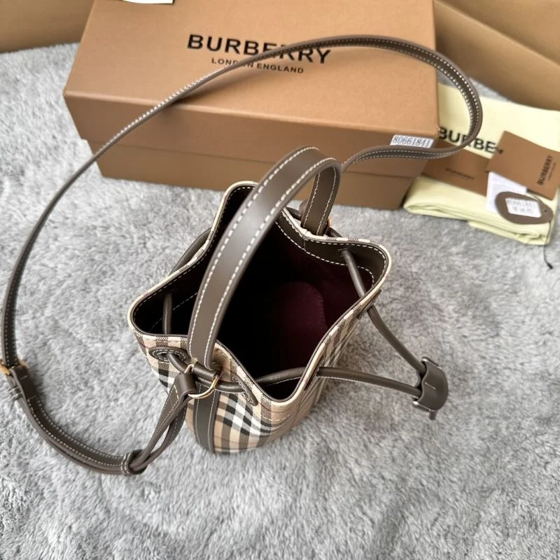Fashionable Burberry Bucket Bags 38154