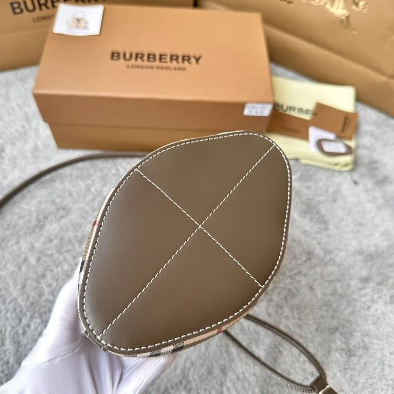 Fashionable Burberry Bucket Bags 38154