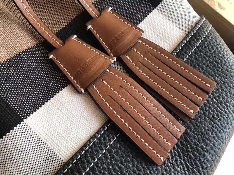 Burberry Bucket Bags Supportive 38135