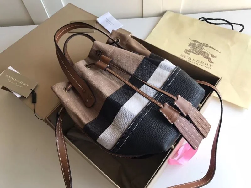 Burberry Bucket Bags Supportive 38135