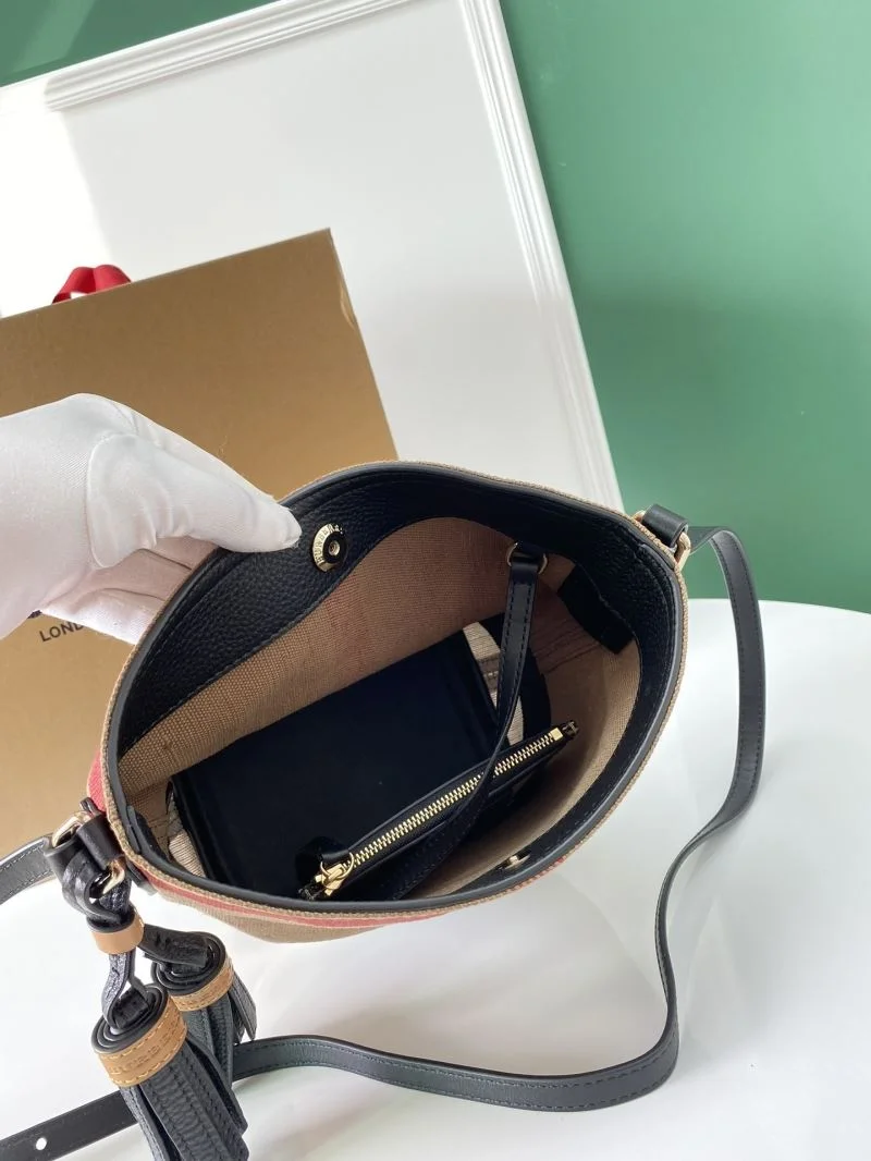 Burberry Bucket Bags WellDesigned 38158