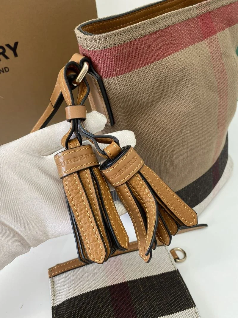 Burberry Bucket Bags FreshLook 38160