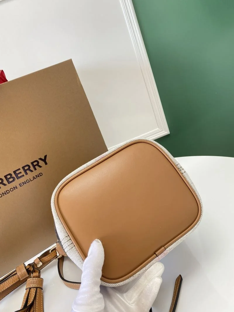 Burberry Bucket Bags FreshLook 38160
