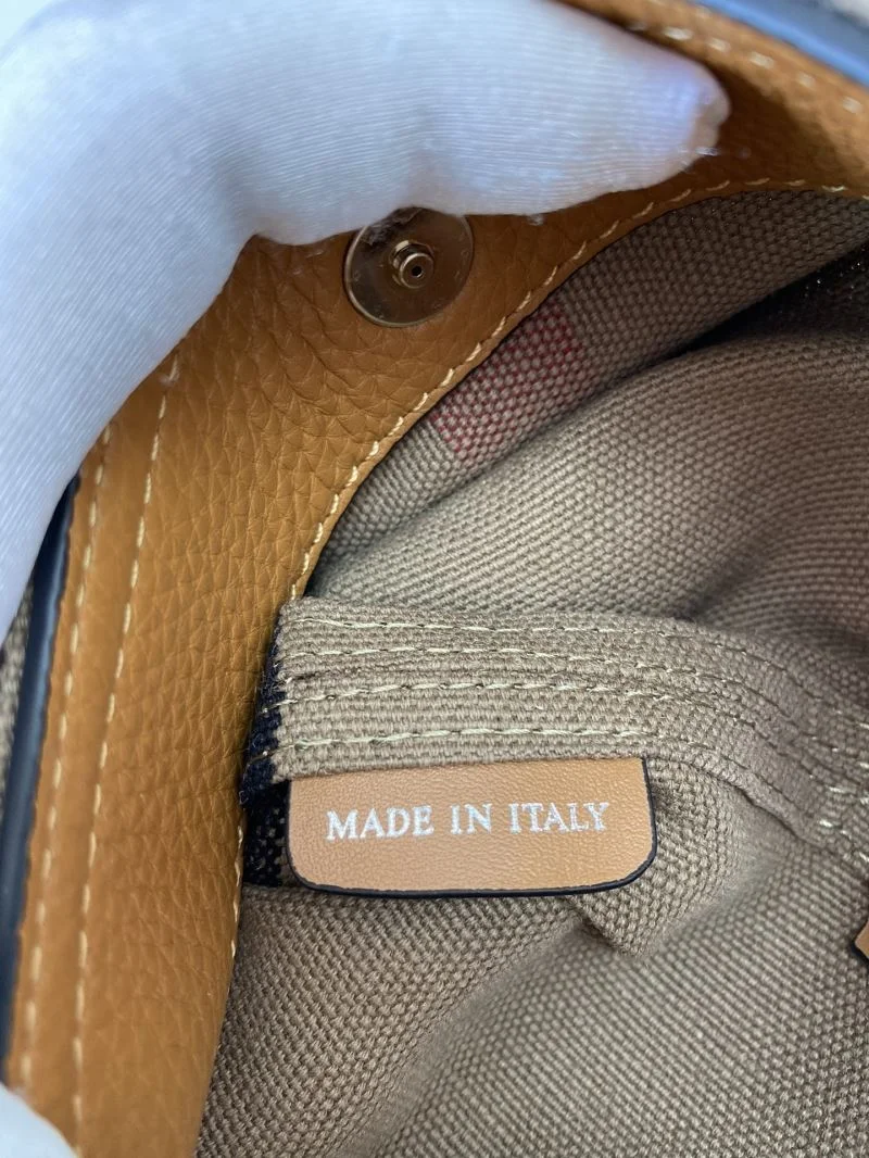 Burberry Bucket Bags FreshLook 38160