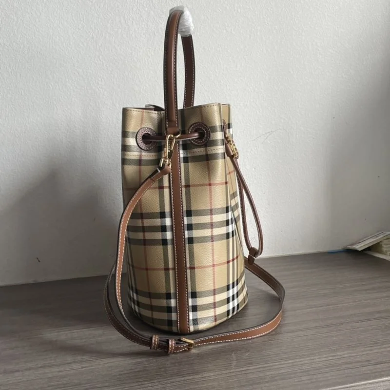 Burberry Bucket Bags WellDesigned 38142