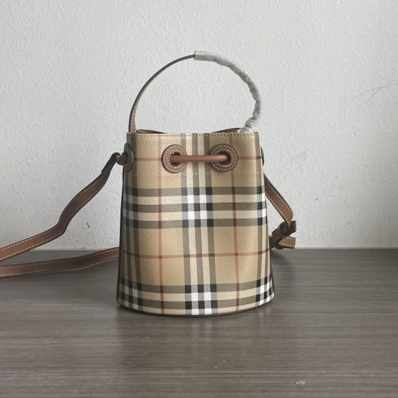 Tailored Burberry Bucket Bags 38153
