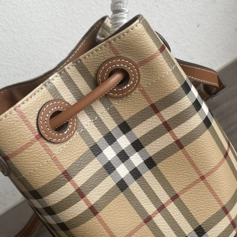 Tailored Burberry Bucket Bags 38153