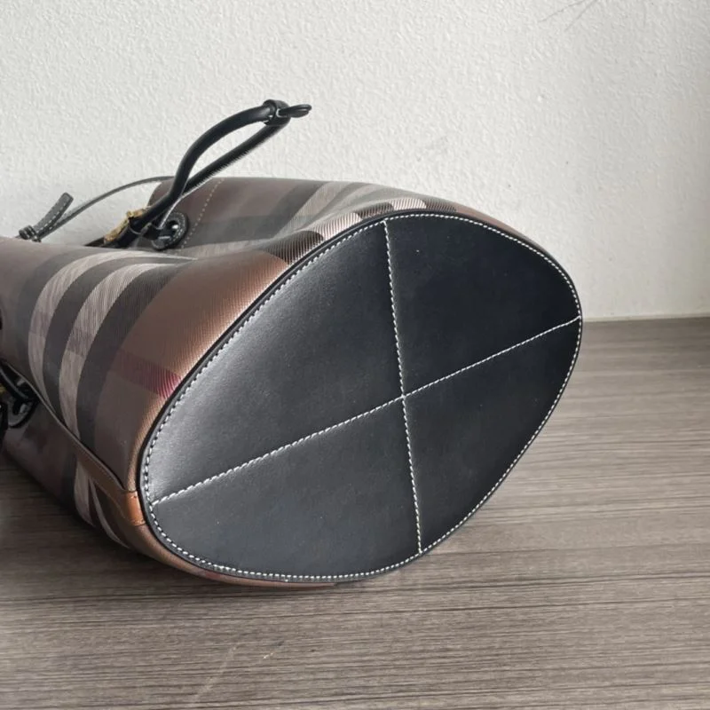 Burberry Bucket Bags ComfortFit 38146