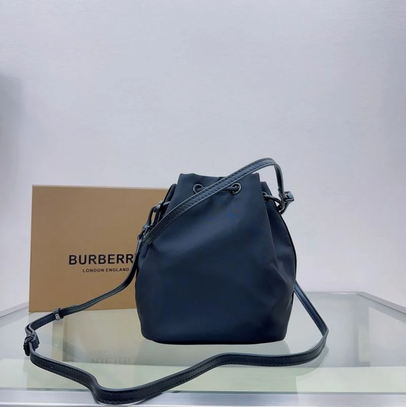 ZeroBulk Burberry Bucket Bags 38157