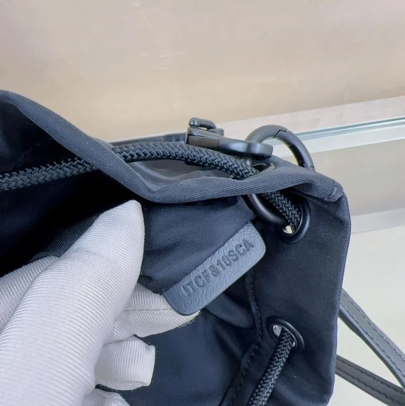 ZeroBulk Burberry Bucket Bags 38157