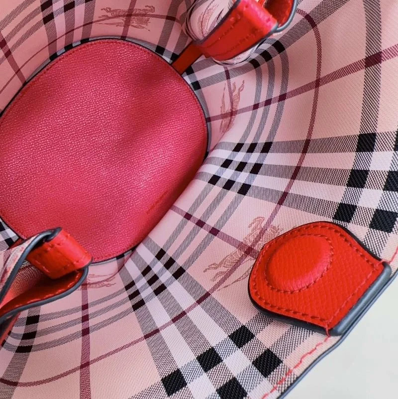 Bright Burberry Bucket Bags 38155