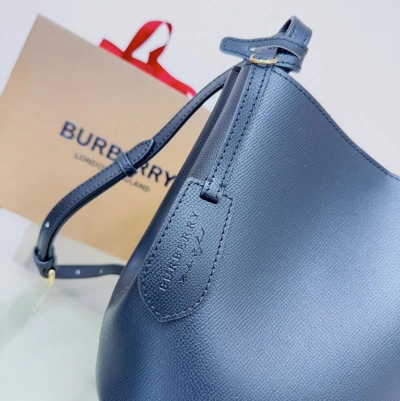 Burberry Bucket Bags Sporty 38147