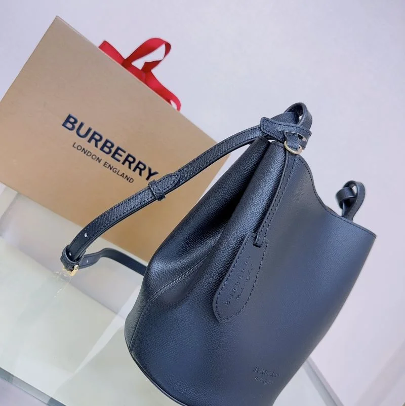 Burberry Bucket Bags Sporty 38147