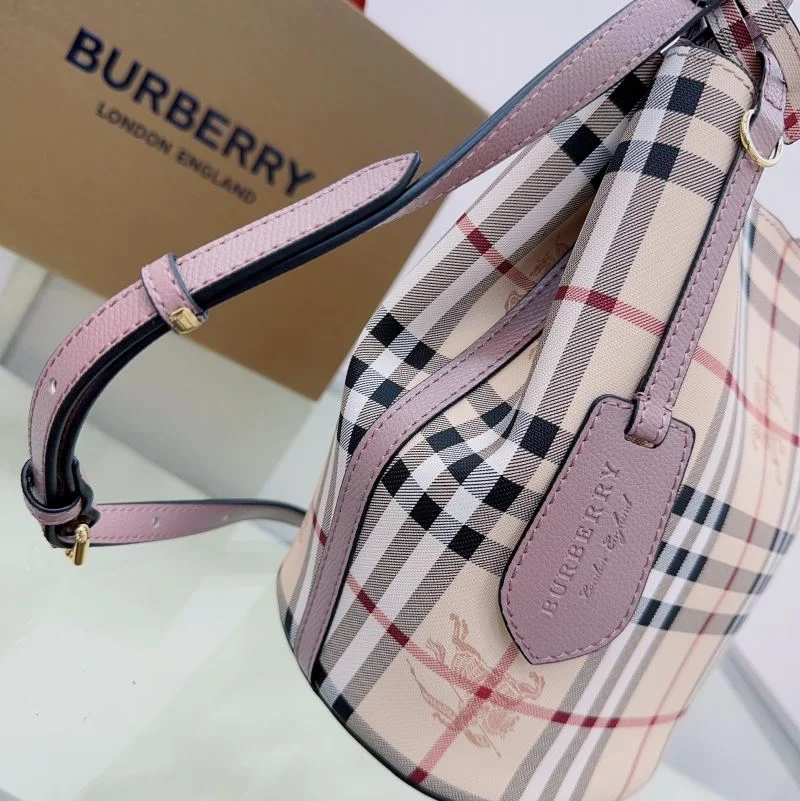 Stretchable Burberry Bucket Bags 38144