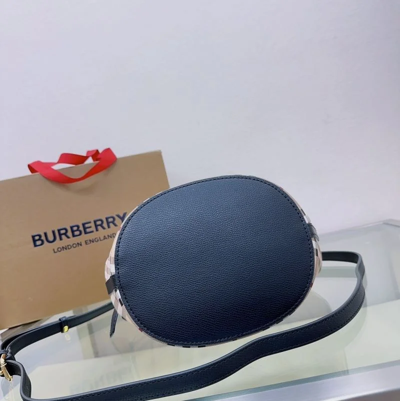 WrinkleFree Burberry Bucket Bags 38138