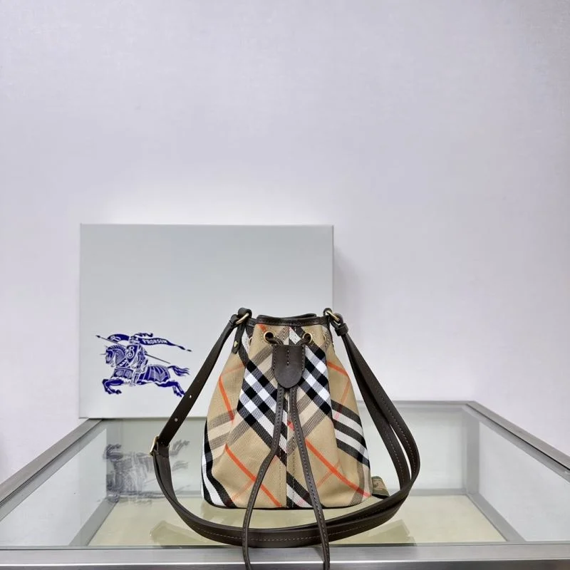 SunProtective Burberry Bucket Bags 38129