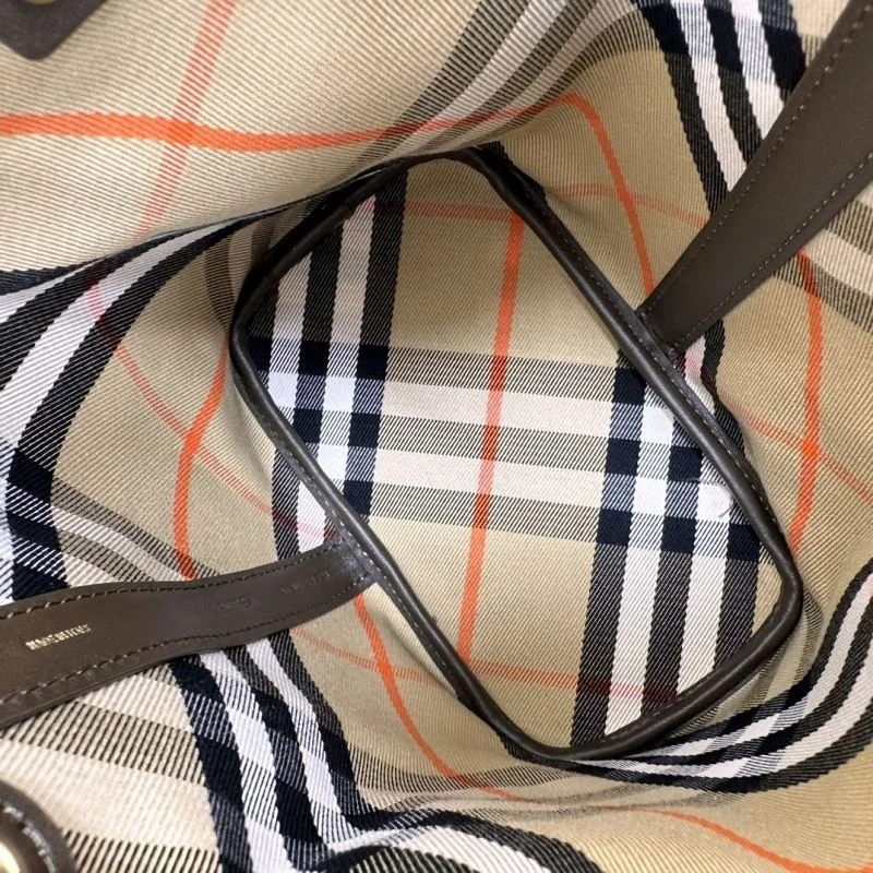 SunProtective Burberry Bucket Bags 38129