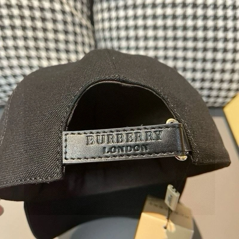 Burberry Caps Sleek 261561