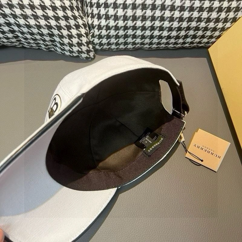 Burberry Caps Reliable 261555