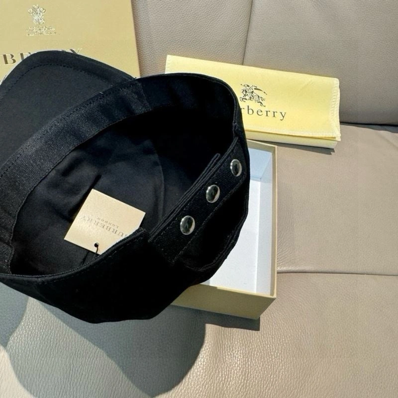 Lightweight Burberry Caps 261554