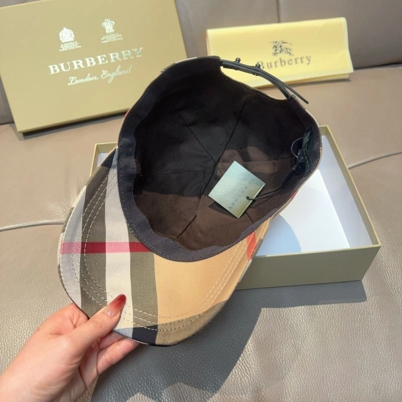 Snug Burberry Caps 261527