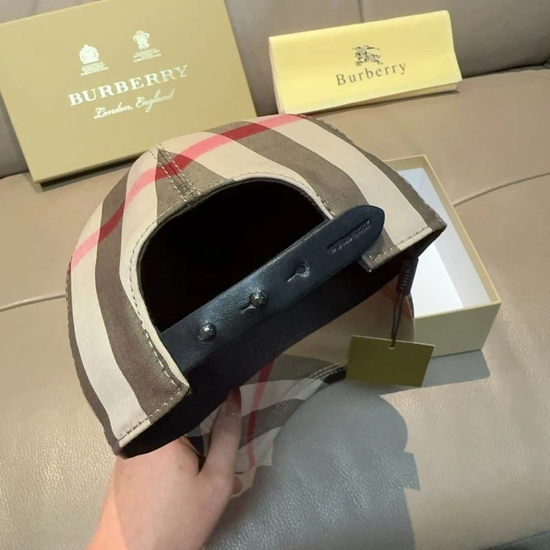 Snug Burberry Caps 261527