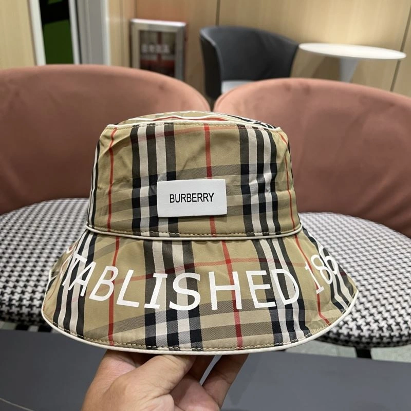 Breathable Burberry Caps 260548