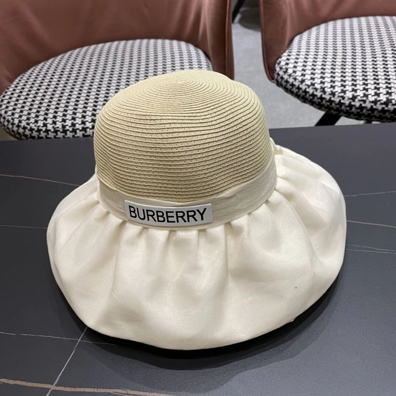 Burberry Caps Chic 260543