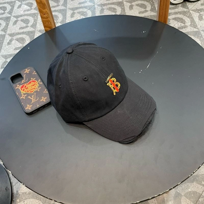 EasyMatch Burberry Caps 260520