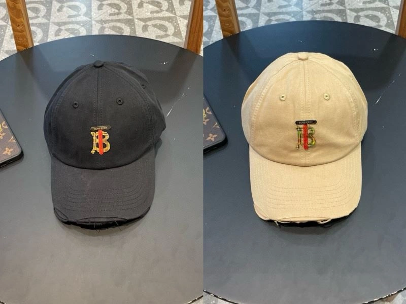 EasyMatch Burberry Caps 260520