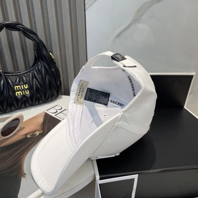 Seasonal Burberry Caps 260528