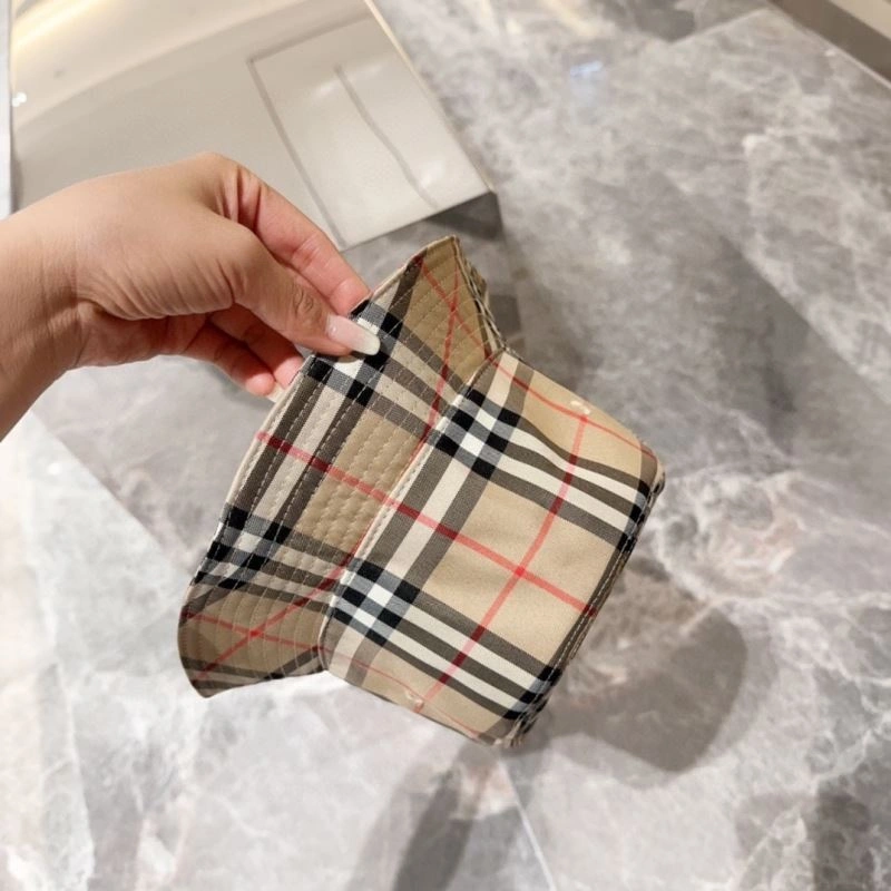 Classic Burberry Caps 260540
