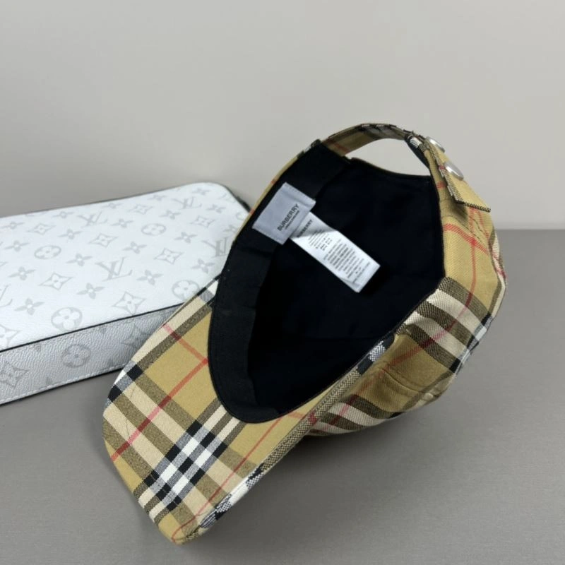 Sleek Burberry Caps 260511