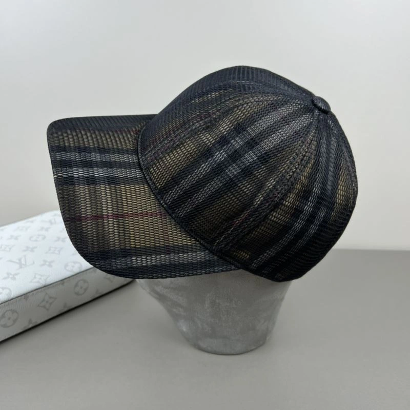 Burberry Caps OnTrend 260518