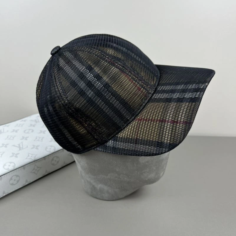 Burberry Caps OnTrend 260518