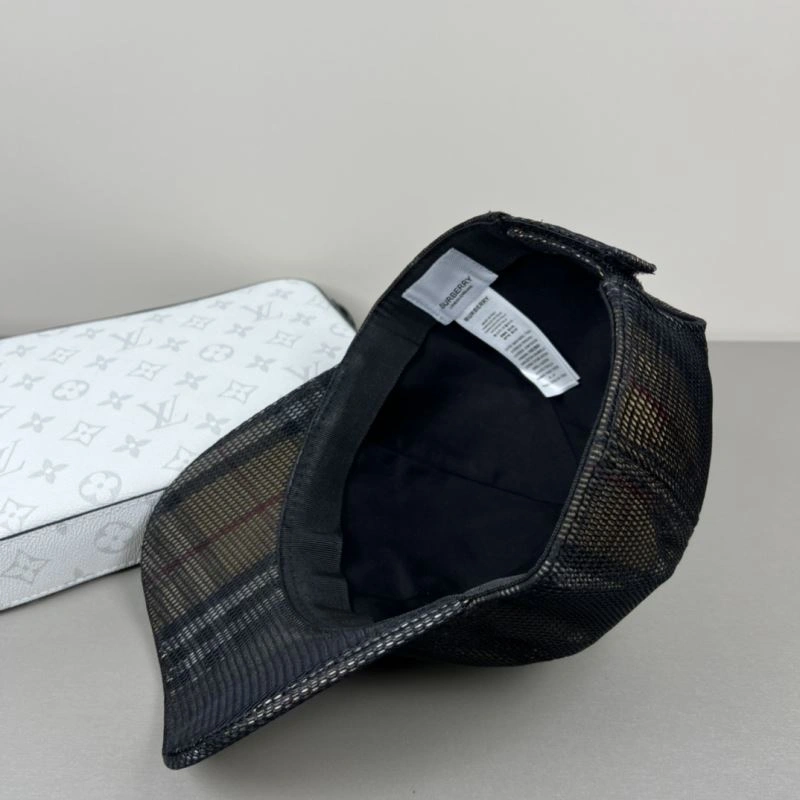 Burberry Caps OnTrend 260518
