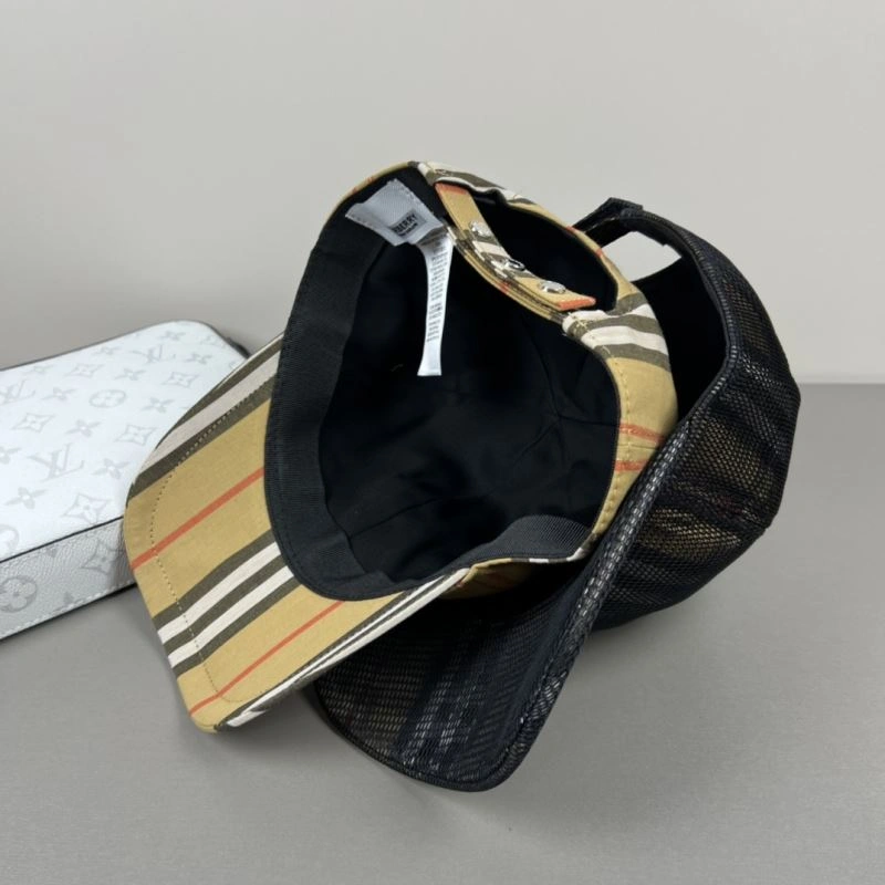 Burberry Caps OnTrend 260518