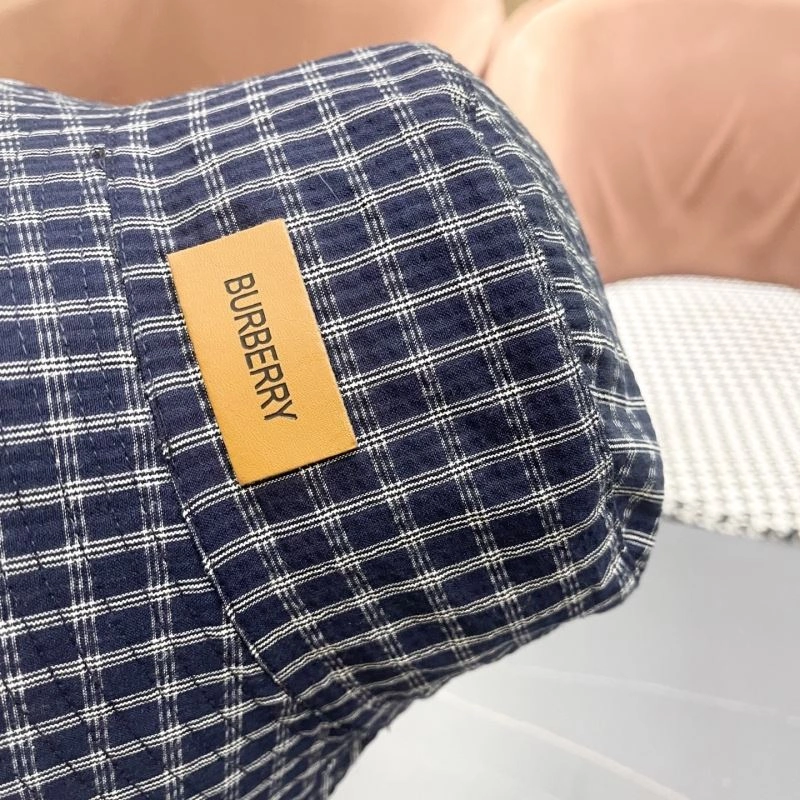 Burberry Caps Timeless 260531