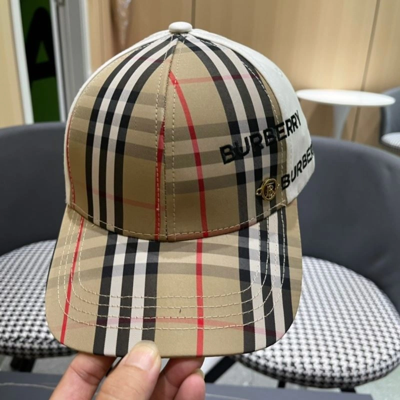 Burberry Caps Bold 260507