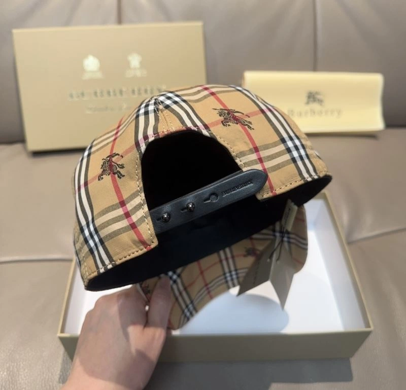 Burberry Caps Seasonal 260502
