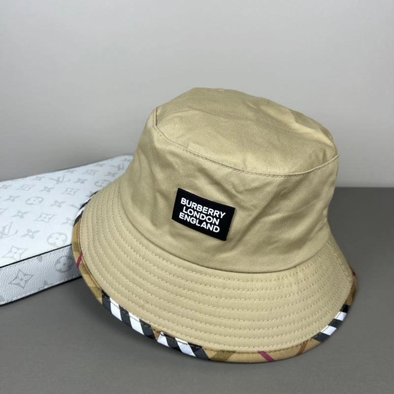 Burberry Caps EyeCatching 260501
