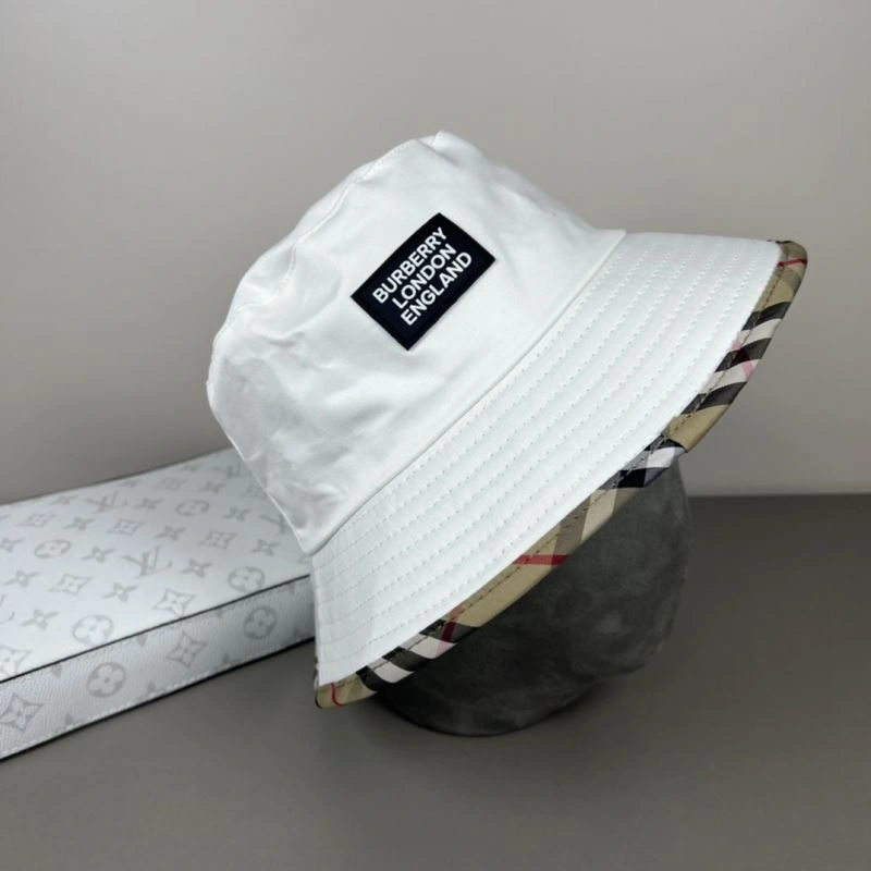 Burberry Caps Elegant 260497