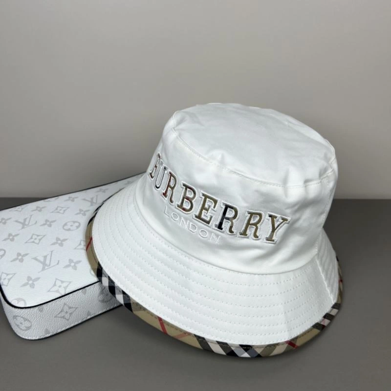 Burberry Caps Elegant 260497