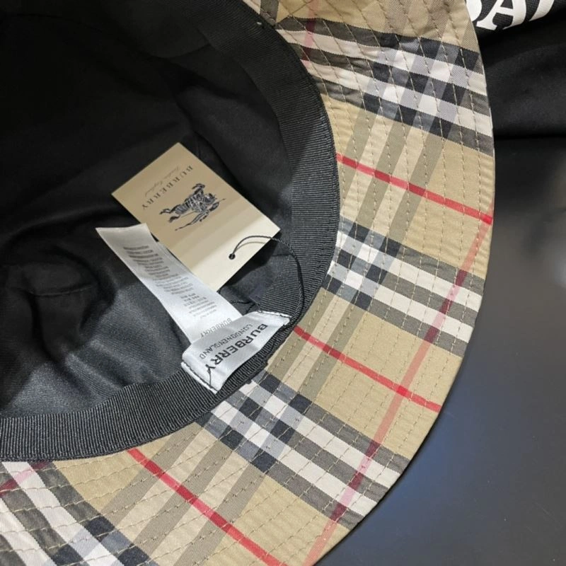 WellDesigned Burberry Caps 260498