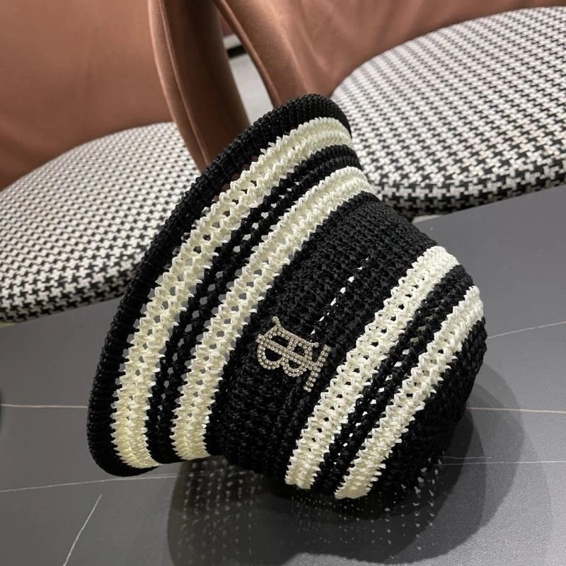 Lightweight Burberry Caps 260491