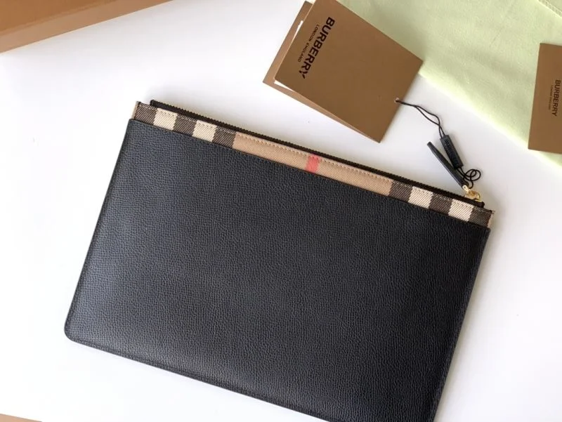 Cozy Burberry Clutch Bags 38127