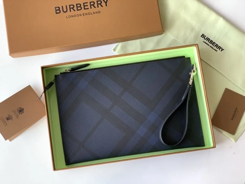 Burberry Clutch Bags Comfortable 38126