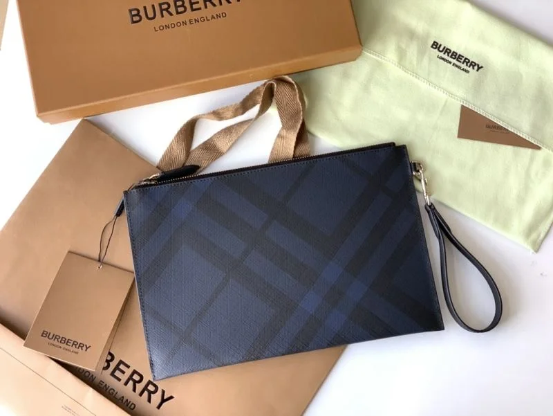 Burberry Clutch Bags Comfortable 38126
