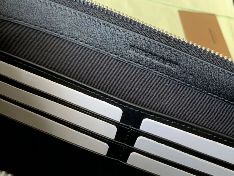 Burberry Clutch Bags Comfortable 38126
